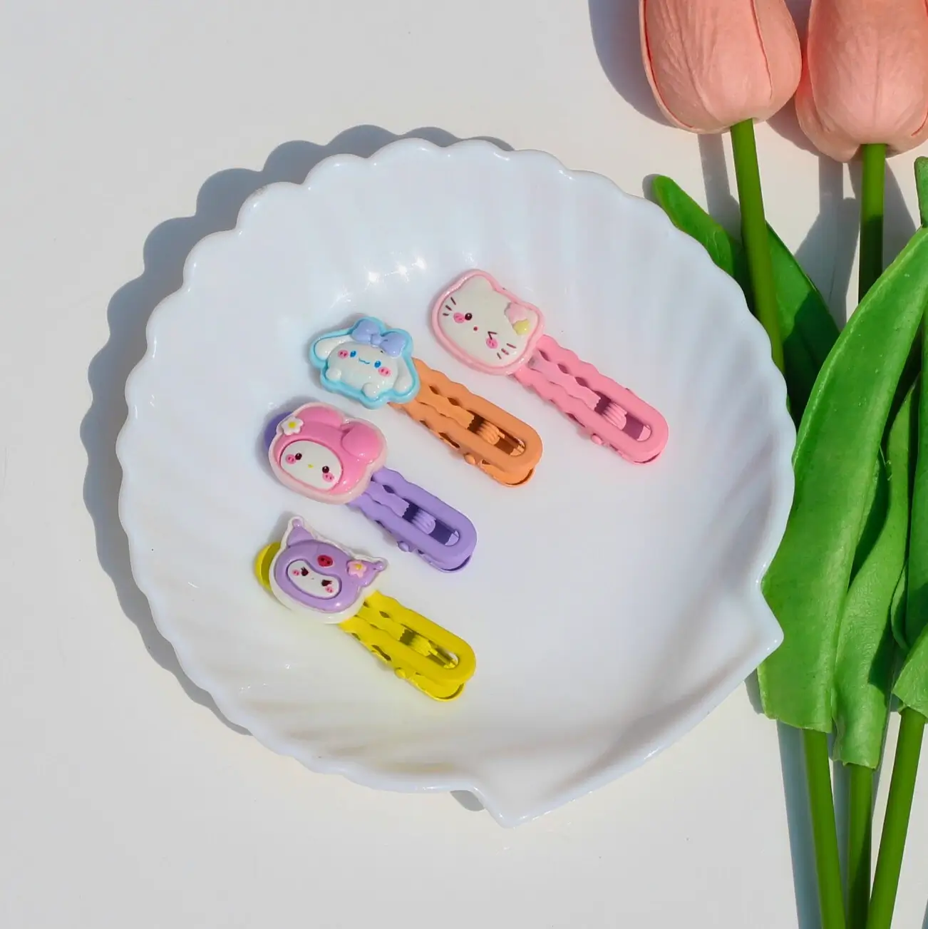 Adorable Sanrio Hair Clips Front Image