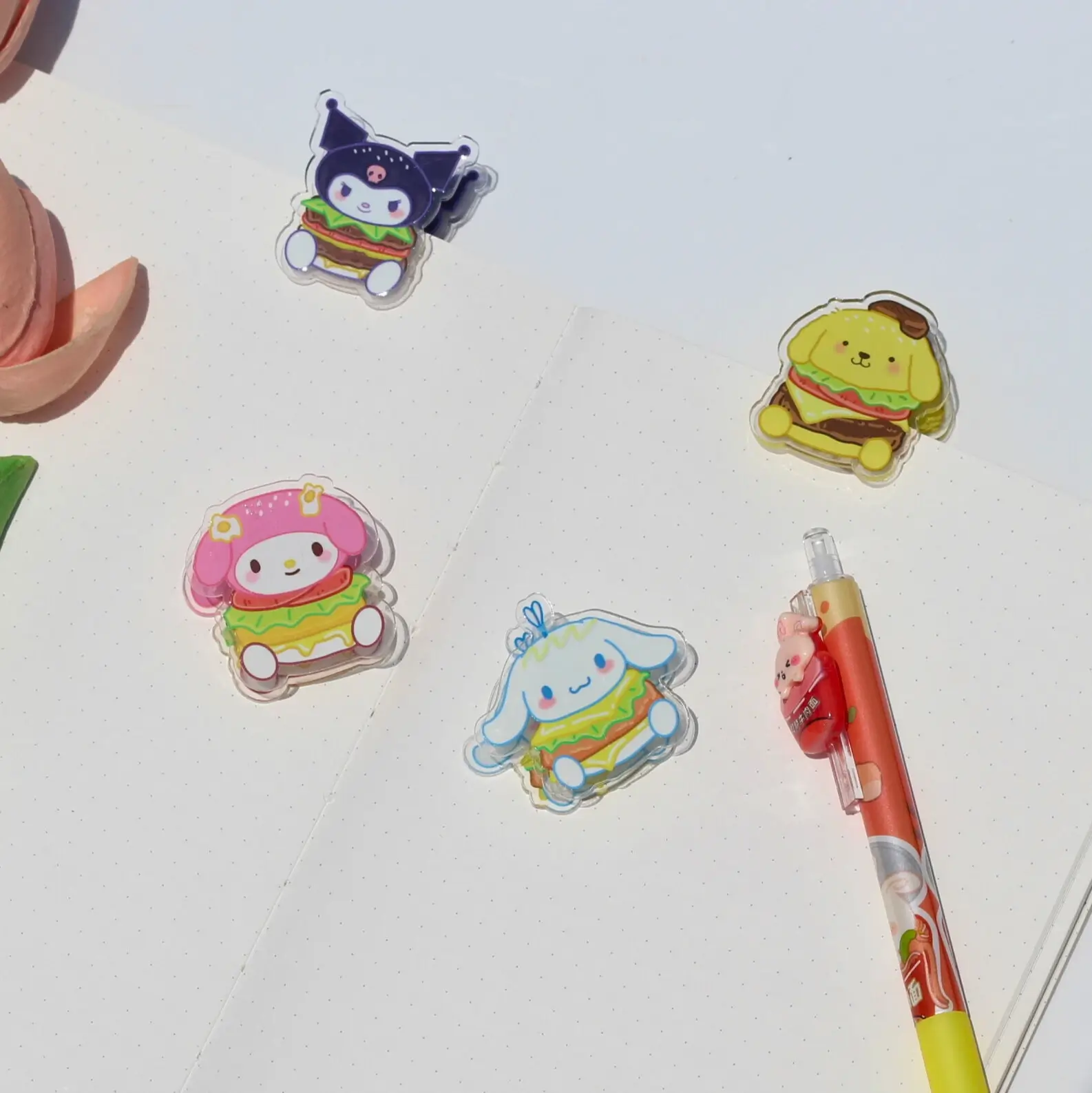 Sanrio Hamburger Paper Clip Front Image