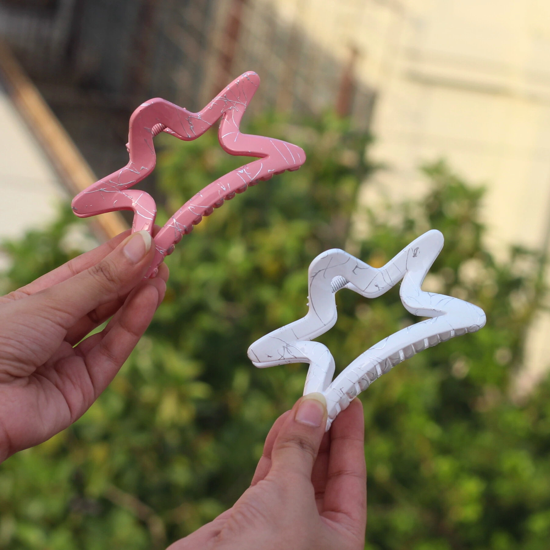 Korean Five Pointed Star Hair Claw in Hand -2