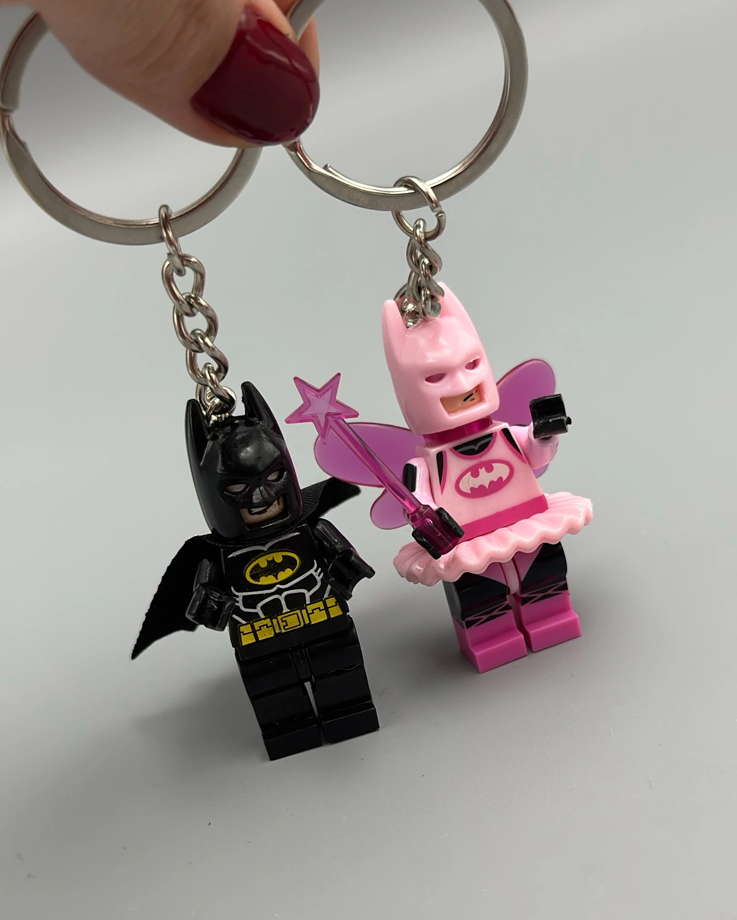 Lego Batman and Batwoman Keychains Close Overview Image