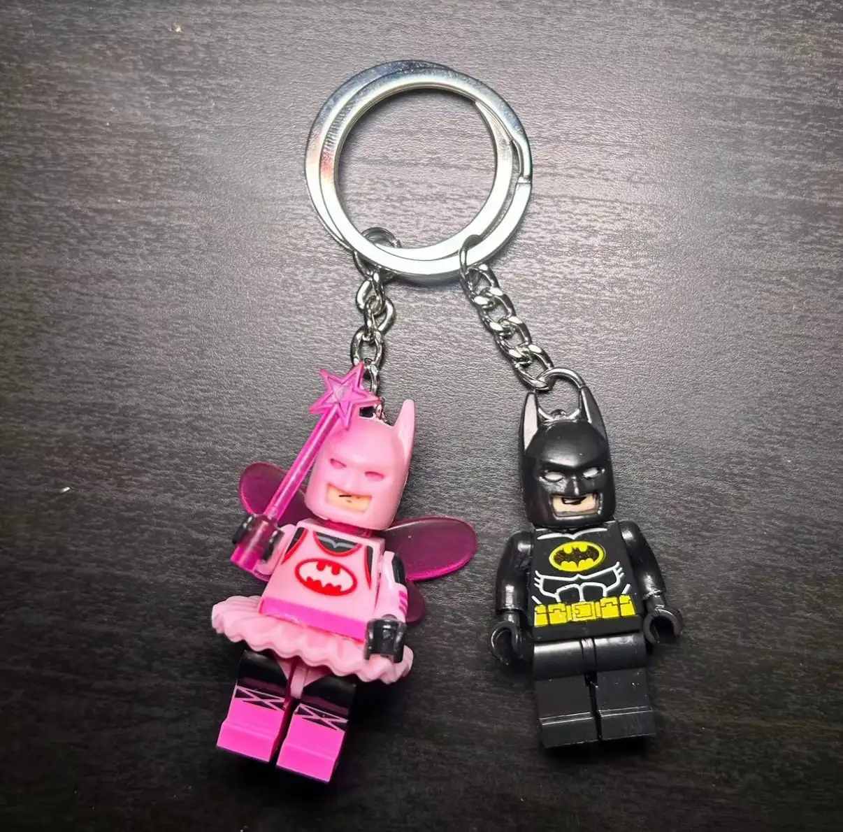 Lego Batman and Batwoman Keychains Combo Overview Image