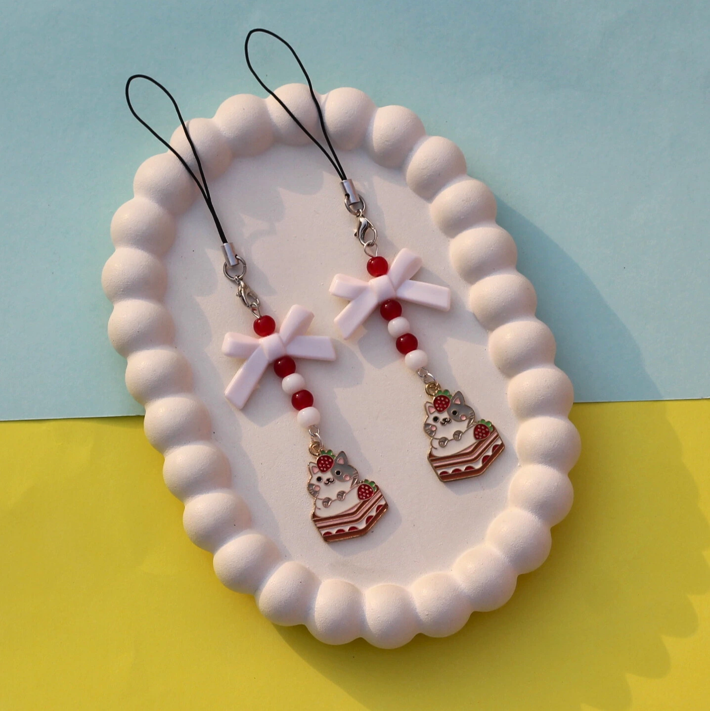 Strawberry Cake Cat Phone Charms Front Picture
