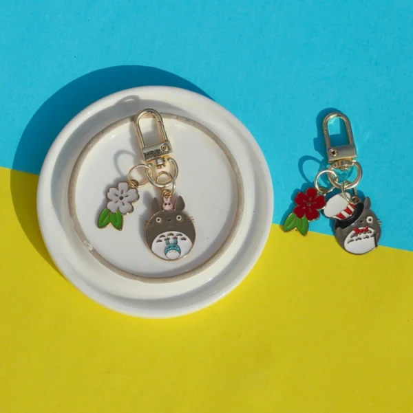 Totoro with Leaf Charm Keychain -6
