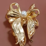 Golden Metal Pearl Bow Hair Claw Clip -9