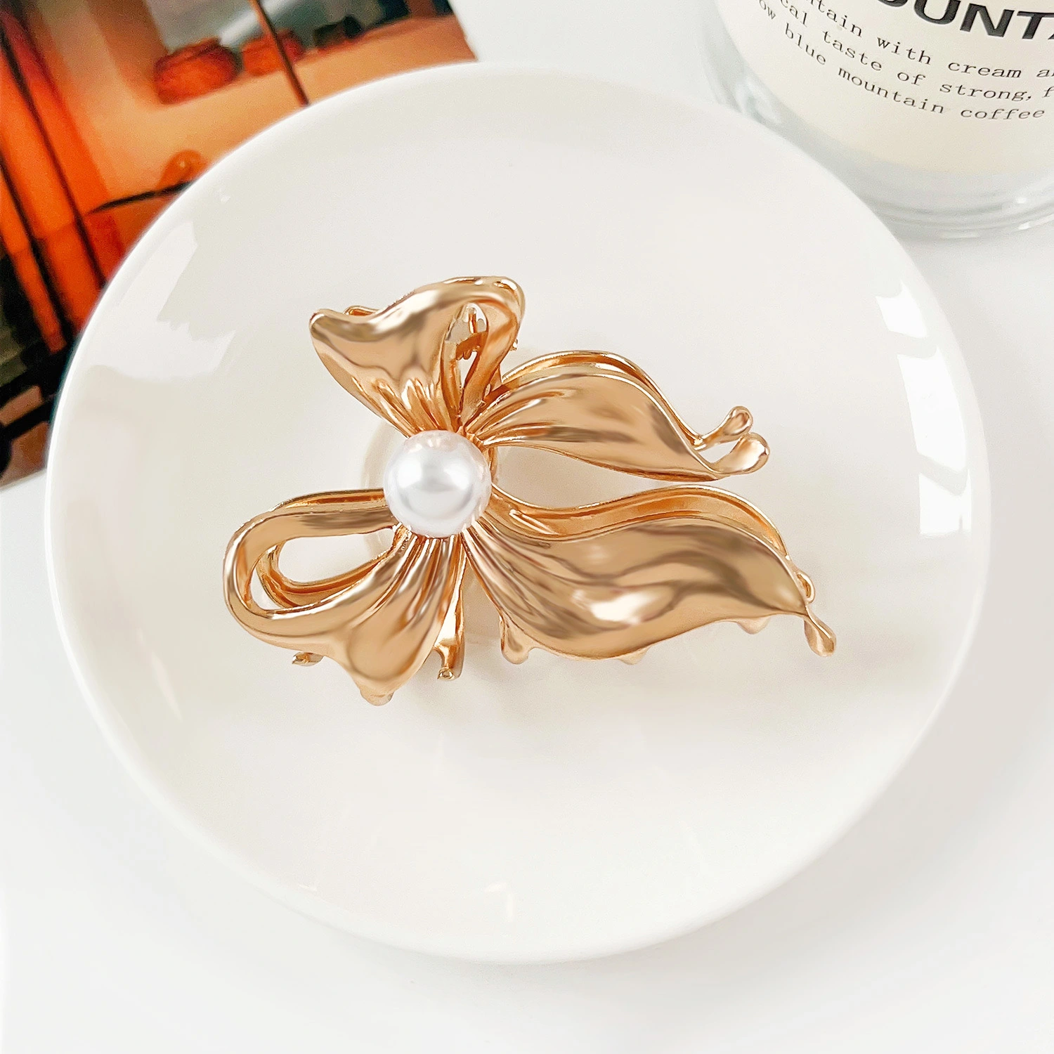 Golden Metal Pearl Bow Hair Claw Clip -1