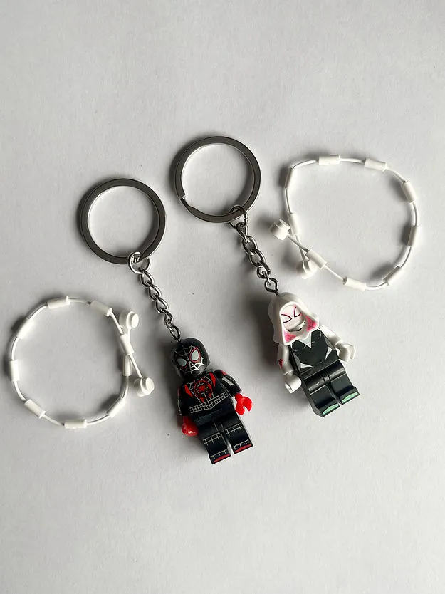 Miles and Gwen Lego Spiderman Keychain -3