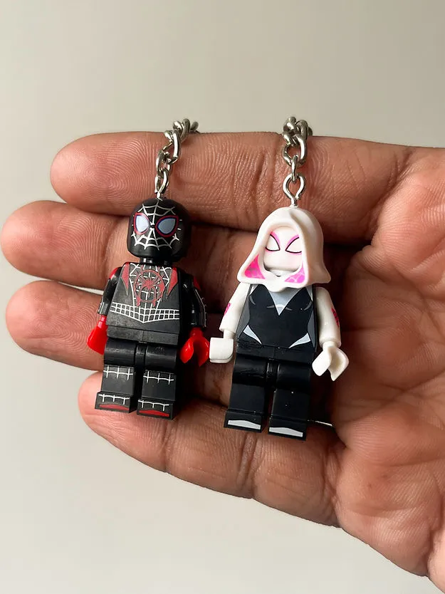 Miles and Gwen Lego Spiderman Keychain -10