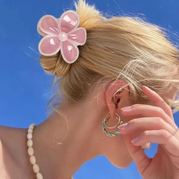 Aesthetic Pastel Daisy Flower Hair Claw-9