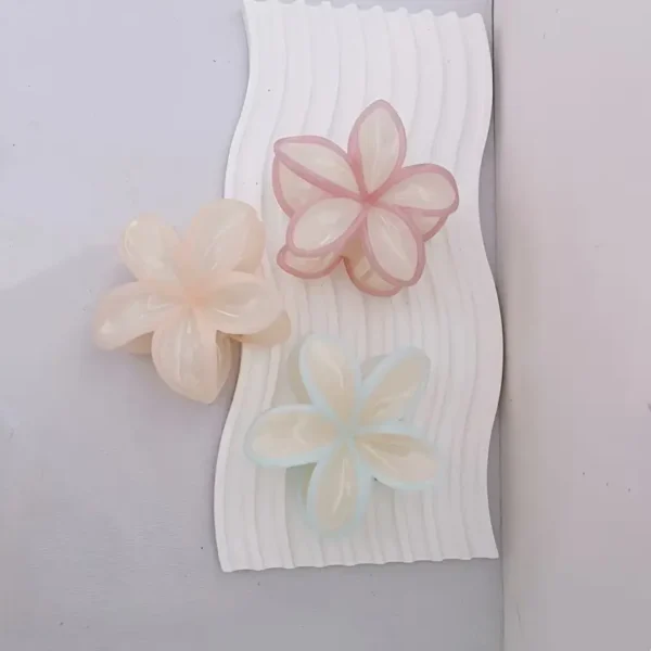 Aesthetic Pastel Lilly Flower Hair Claw-13