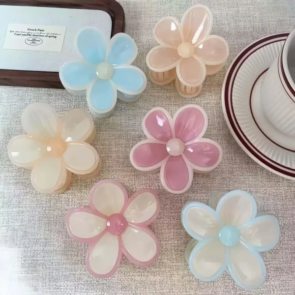 Aesthetic Pastel Daisy Flower Hair Claw-10