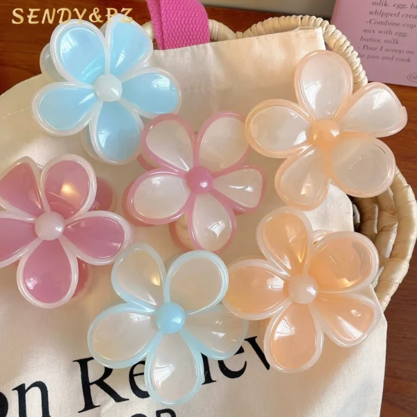 Aesthetic Pastel Daisy Flower Hair Claw-15