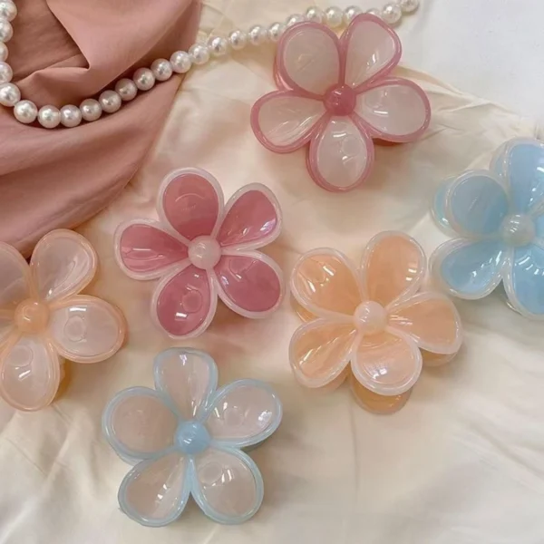 Aesthetic Pastel Daisy Flower Hair Claw-16