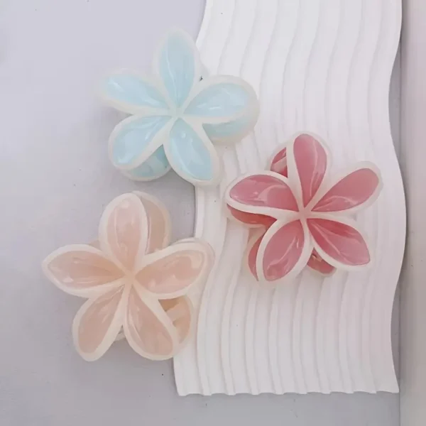Aesthetic Pastel Lilly Flower Hair Claw-12