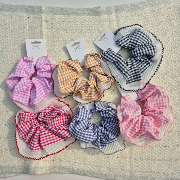 Pinteresty Gingham Pattern Frill Scrunchie -11