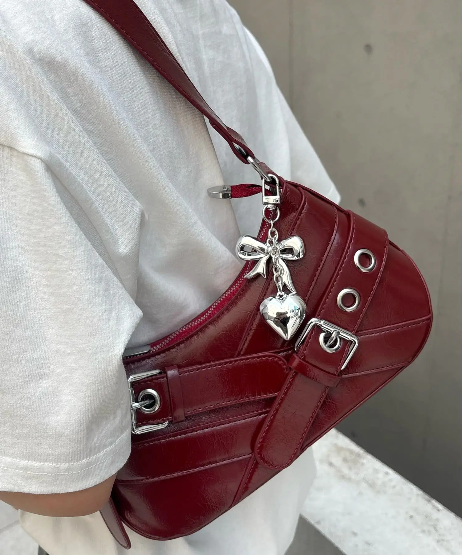 Aesthetic Y2K Style Silver Heart & Bowknot Keychain -7