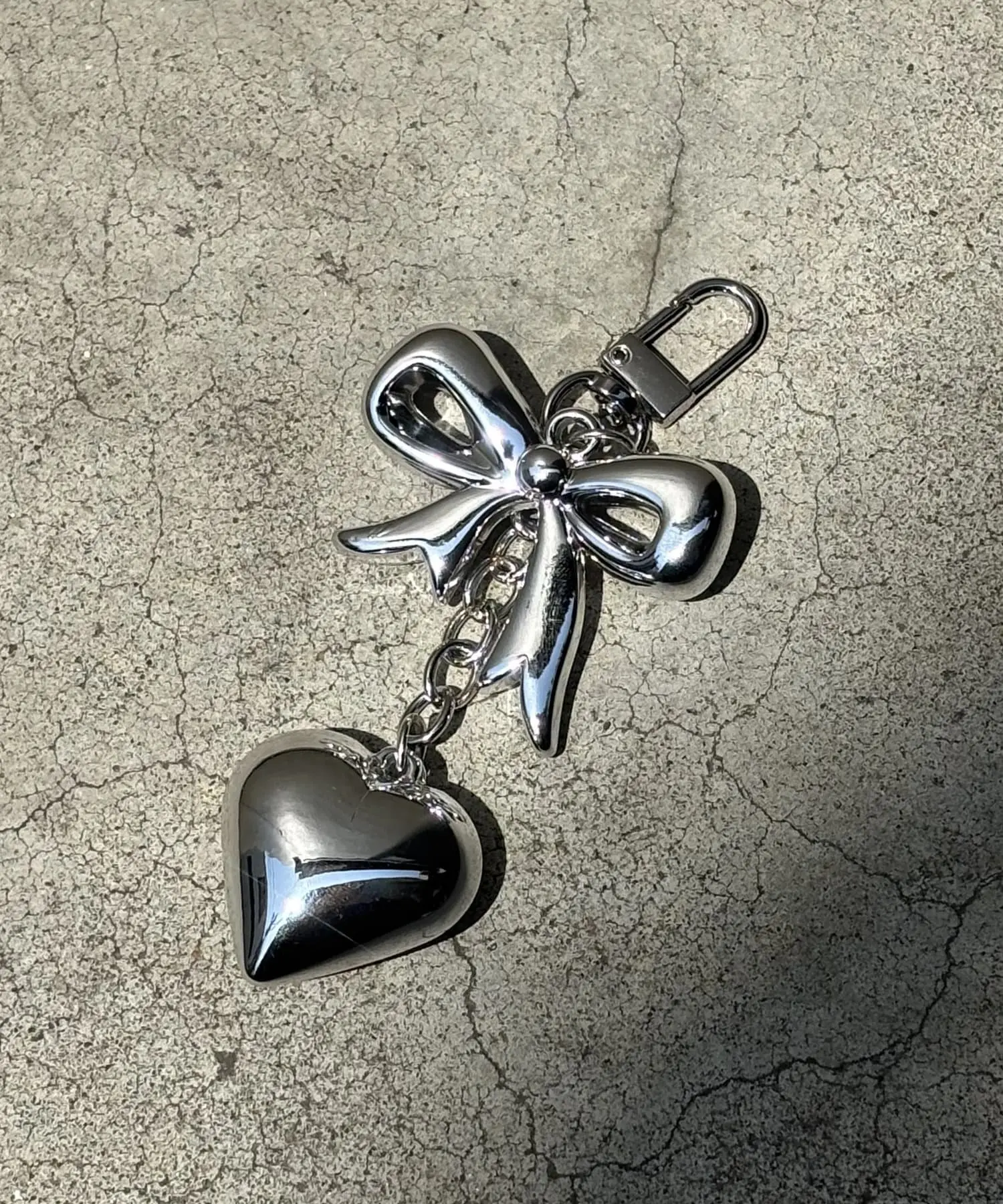 Aesthetic Y2K Style Silver Heart & Bowknot Keychain -8