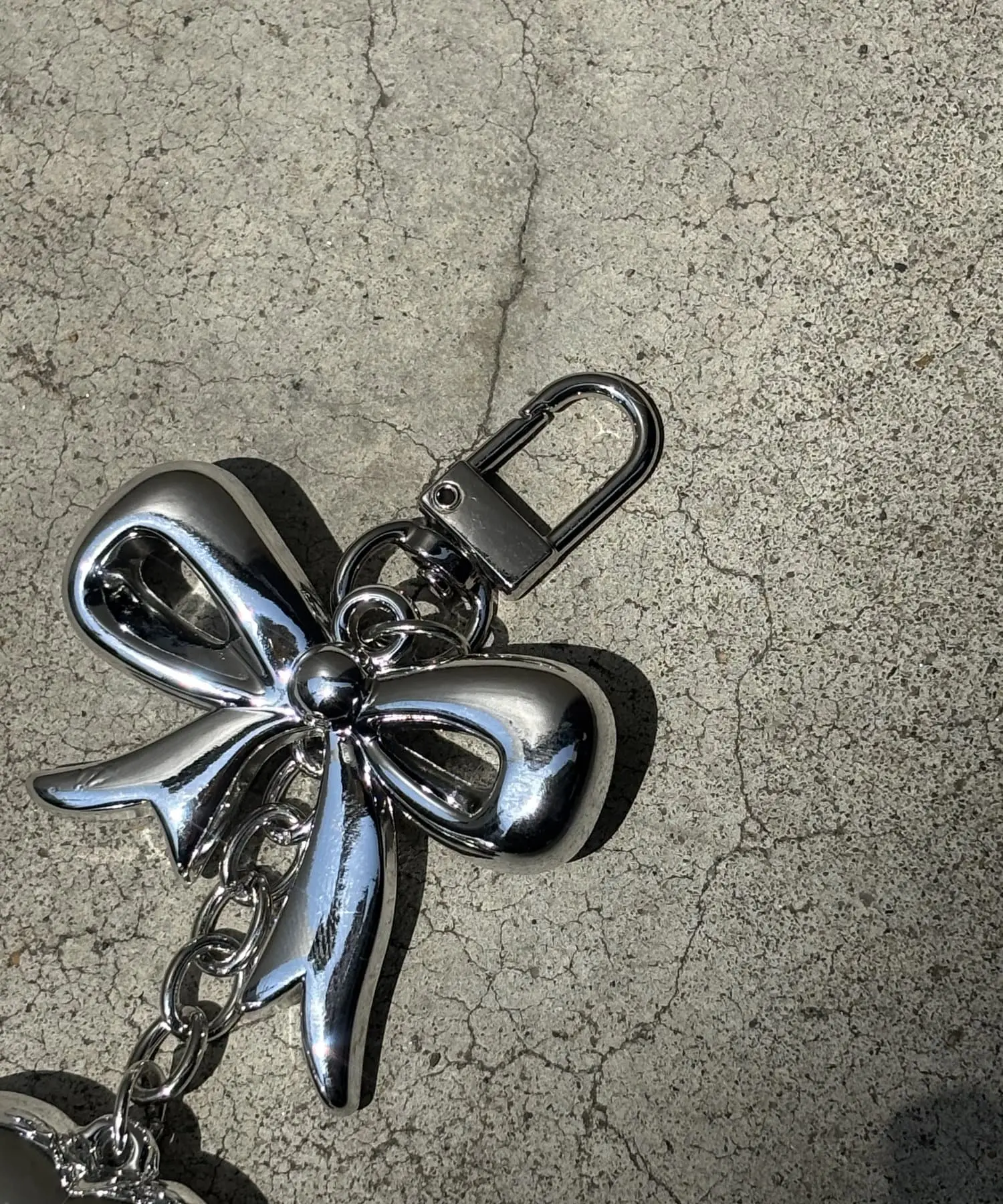 Aesthetic Y2K Style Silver Heart & Bowknot Keychain -10