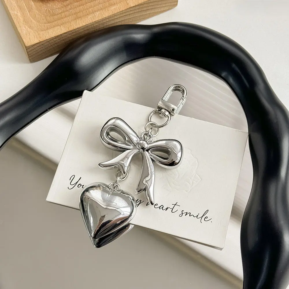 Aesthetic Y2K Style Silver Heart & Bowknot Keychain -11
