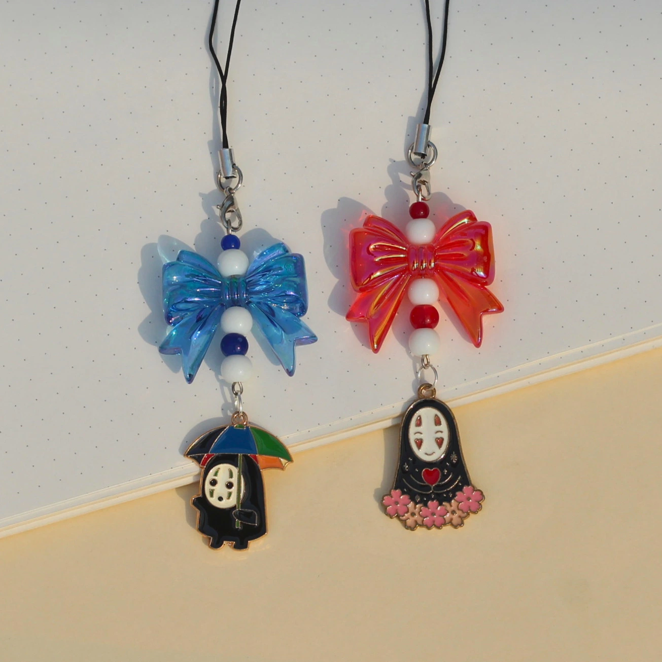 No Face Enamel Phone Charm -6