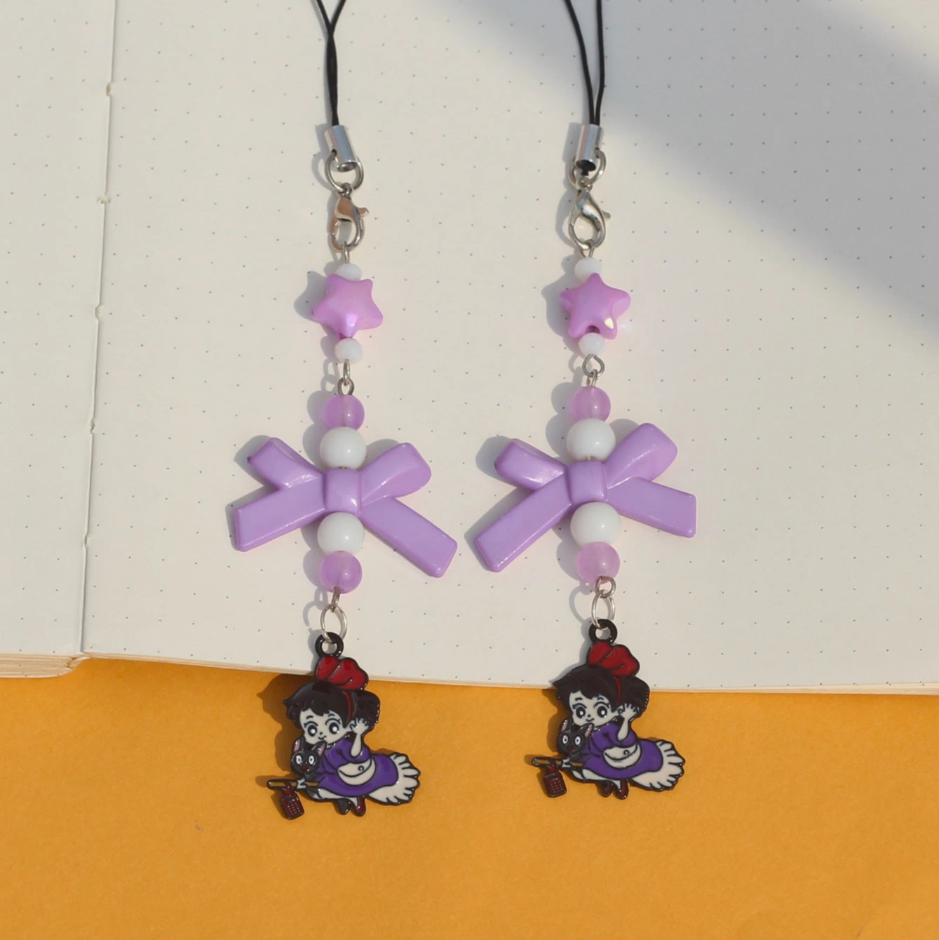 Kiki's Delivery Service Bow Knot Phone Charms -3