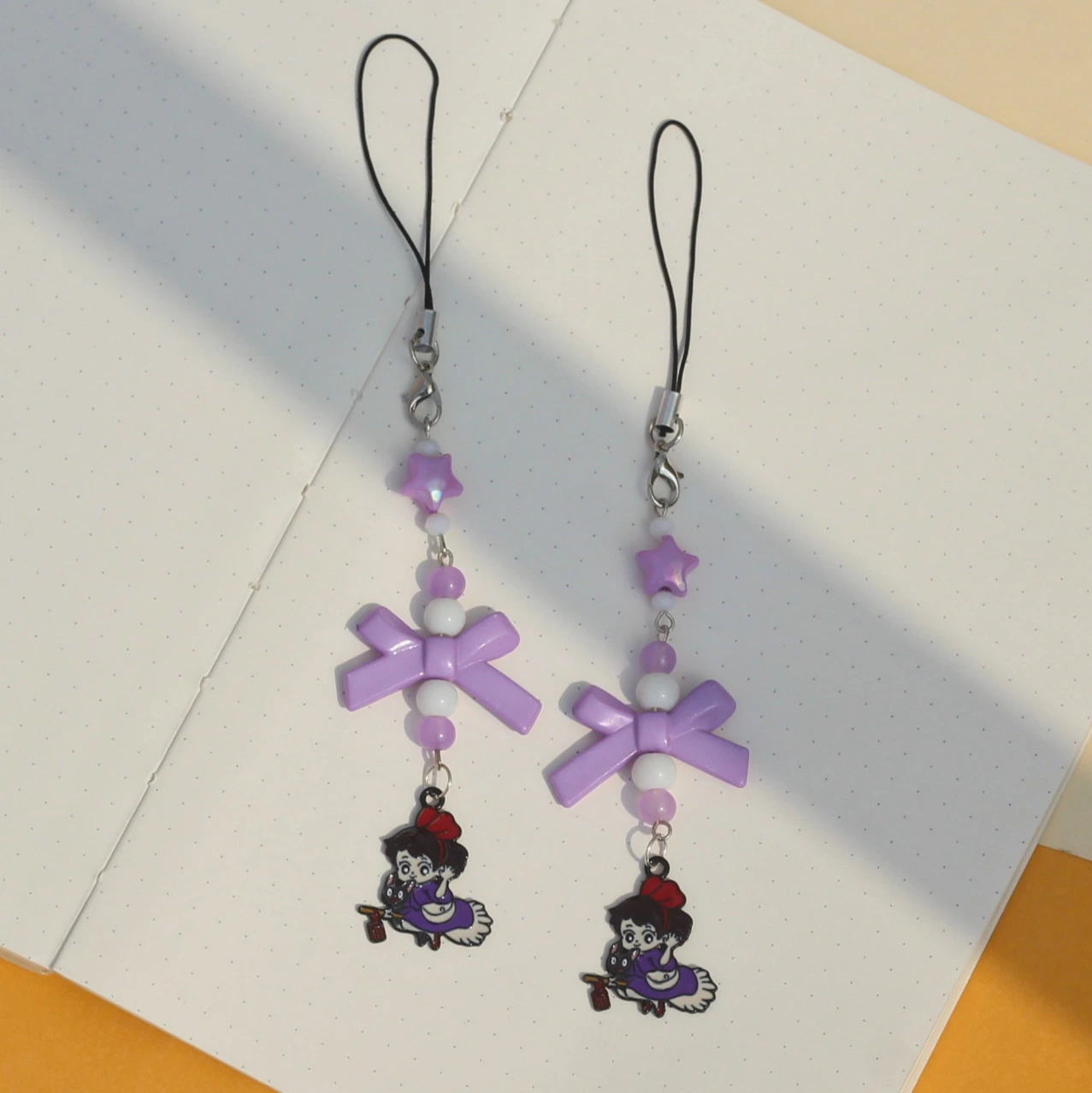 Kiki's Delivery Service Bow Knot Phone Charms -4